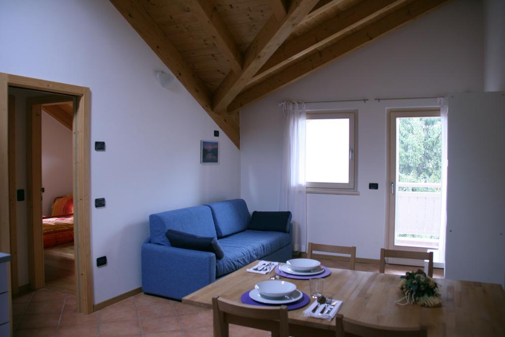 Apartment Valdisole Ossana Pokoj fotografie